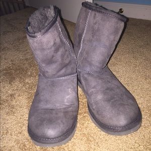 SOLD❌❌Classic short gray UGGS