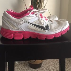 💥 NIKE DUAL FUSION 💥