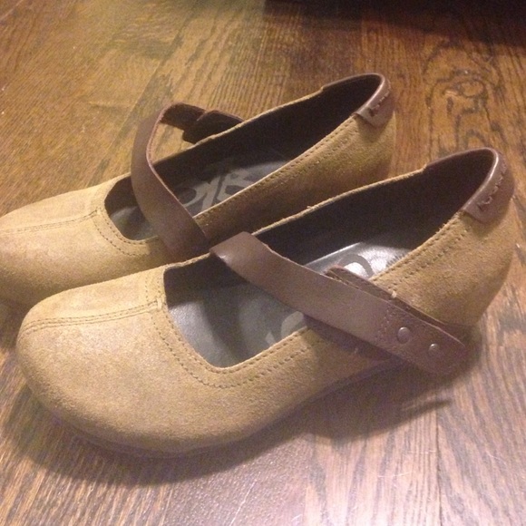 OTBT heels