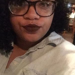 Meet your Posher, Tiara