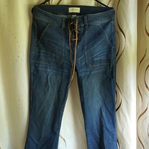 Refuge Jeans size 10 fits like size 6-8
