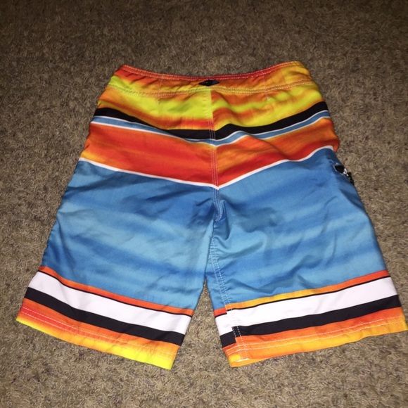 O'Neil board shorts - Picture 2 of 2