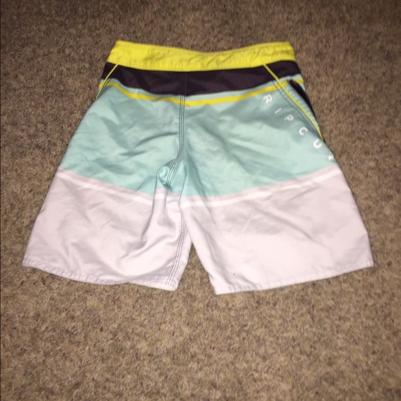Rip curl board shorts - Picture 2 of 2
