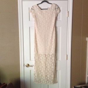 BOHO LACE MAXI DRESS