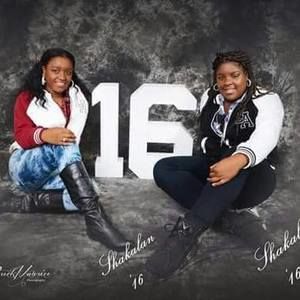 Meet your Posher, Shakala