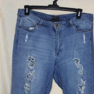 Distressed Boyfriend Jeans