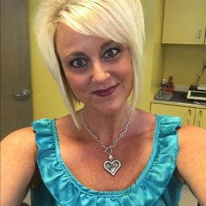 Meet your Posher, Jamie