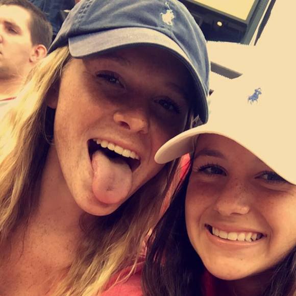 Meet your Posher, Janelle