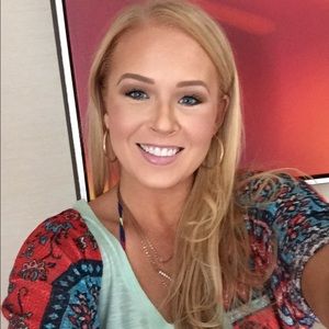 Meet your Posher, Wendy