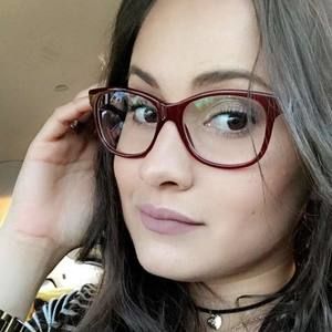 Meet your Posher, Luana