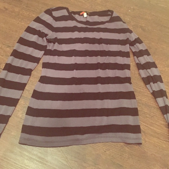 Black & Gray Striped Long Sleeve Shirt With Pocket