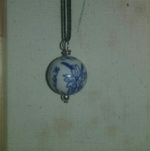 Chinese blossoms necklace