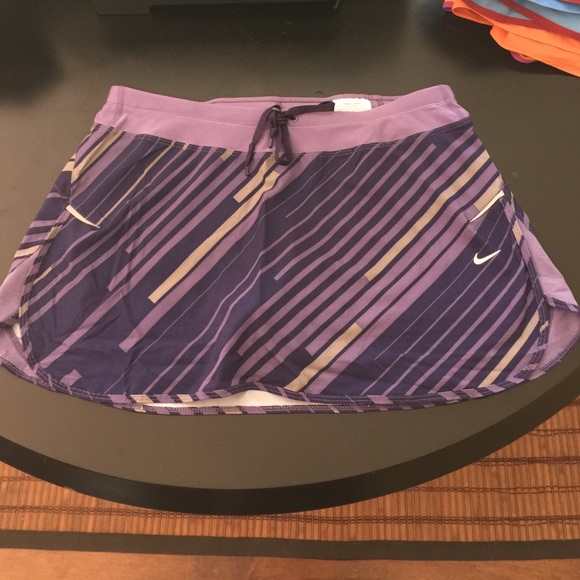 NIKE DRI-FIT skort - Picture 1 of 3