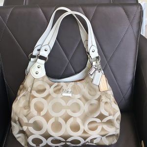 FINAL PRICE Patent leather Zip Closure Coach 14305