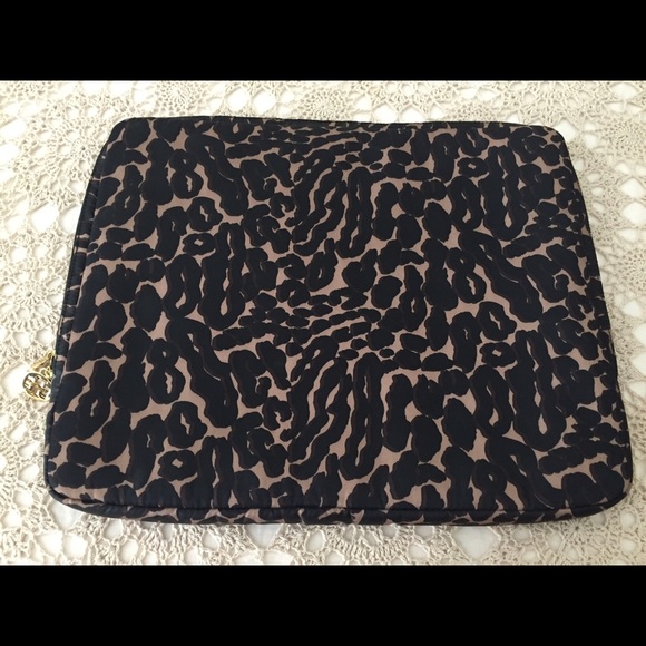 Tory Burch Accessories - Tory Burch Laptop Cover