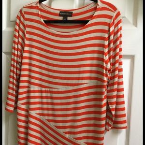 Adorable orange and cream top