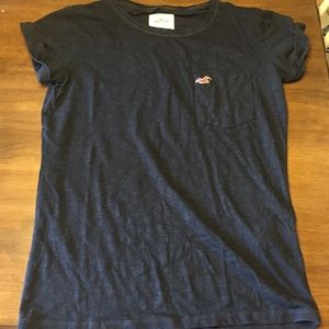 Hollister M navy blue shirt