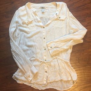 Long sleeve cream blouse