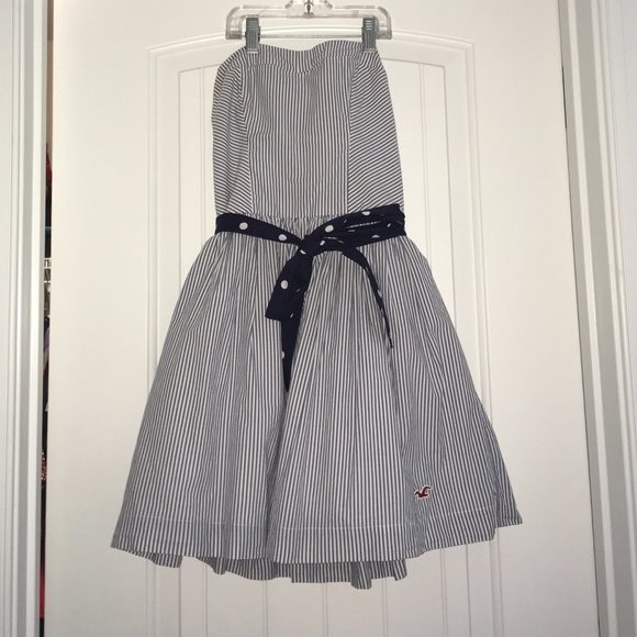 flowy strapless Hollister dress.