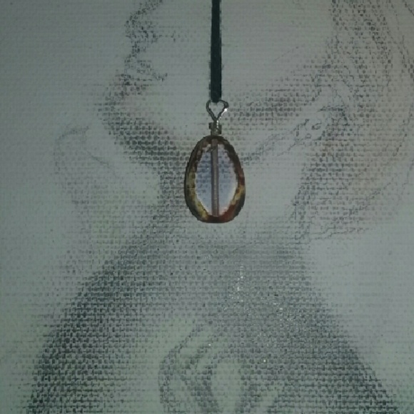 Desert Sand Looking Glass Necklace
