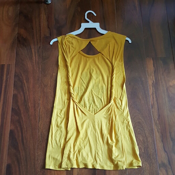 Hamsa hand top - Picture 2 of 2