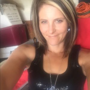 Meet your Posher, Casey