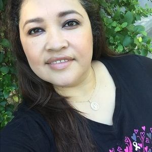 Meet your Posher, Teresa