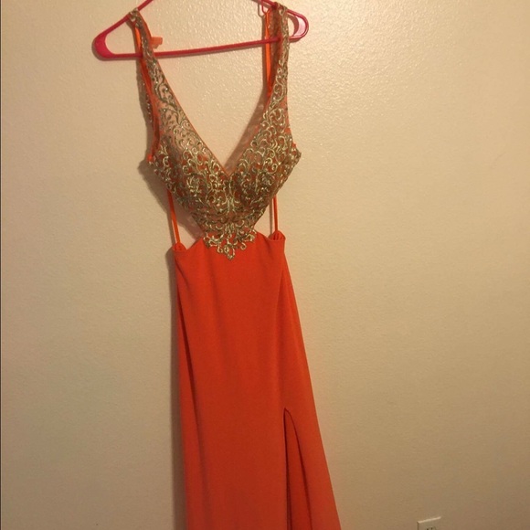 Orange, open back prom dress. - Picture 1 of 2