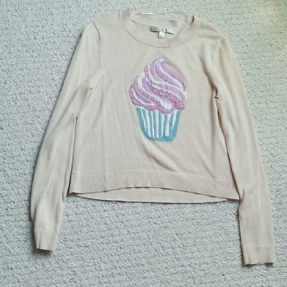 Cropped cupcake sweater