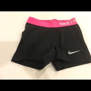 black nike pros