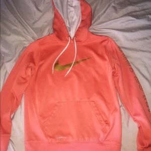 Orange NIKE hoodie ✨