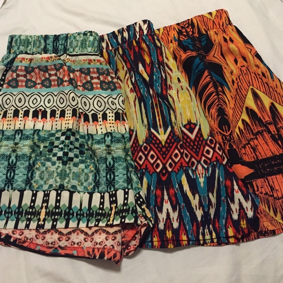 Tyche Printed Flowy Shorts