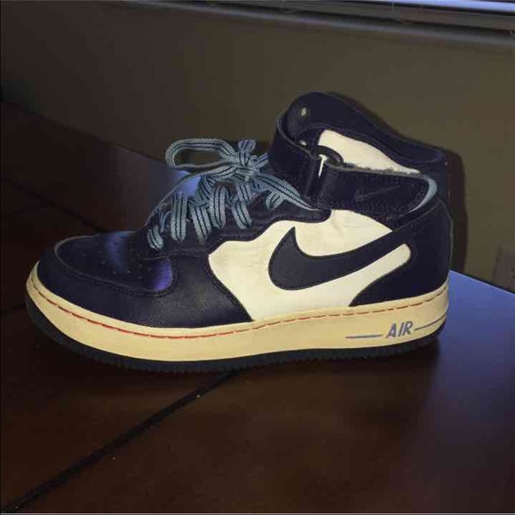 High top Air Force one Nike size 5y