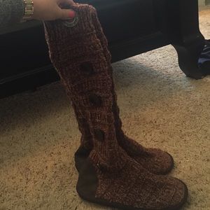 Muk luks sweater boots