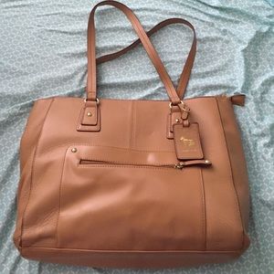 Emma Fox tote bag