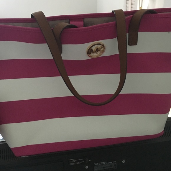 Michael Kors tote