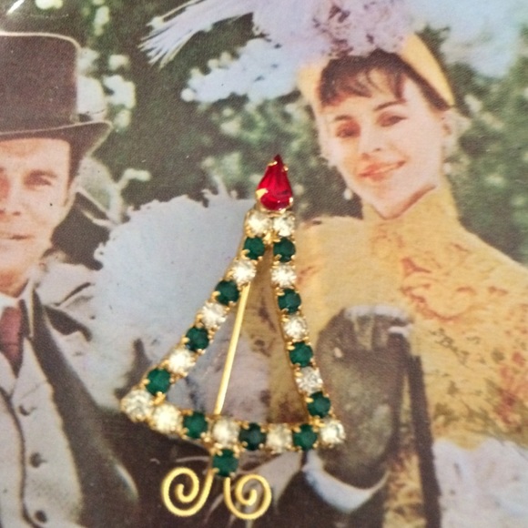 Christmas tree brooch - Picture 1 of 1