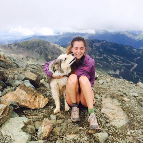 Meet your Posher, Chloè - Picture 1 of 1