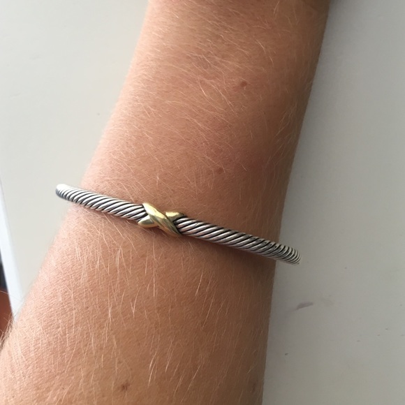 ❗️SOLD❗️David Yurman cable X bracelet with gold. - Picture 3 of 4