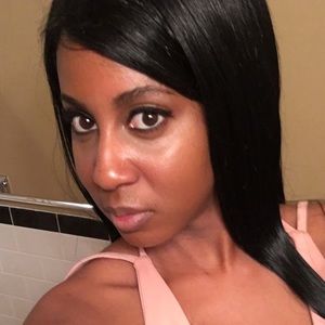 Meet your Posher, Shamecca