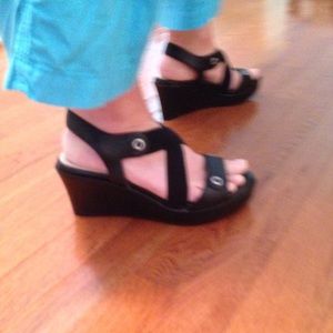 Taryn rose platform leather & stretch sandals 6.5