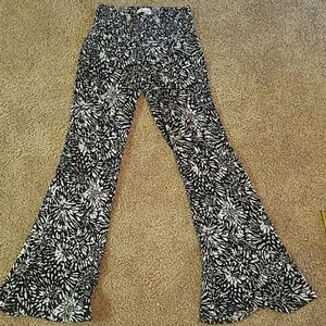 Black and white flowy pants!