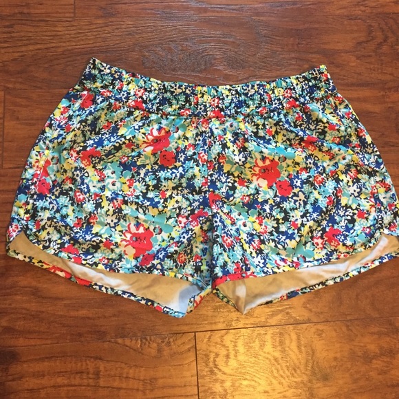 Old Navy floral pattern