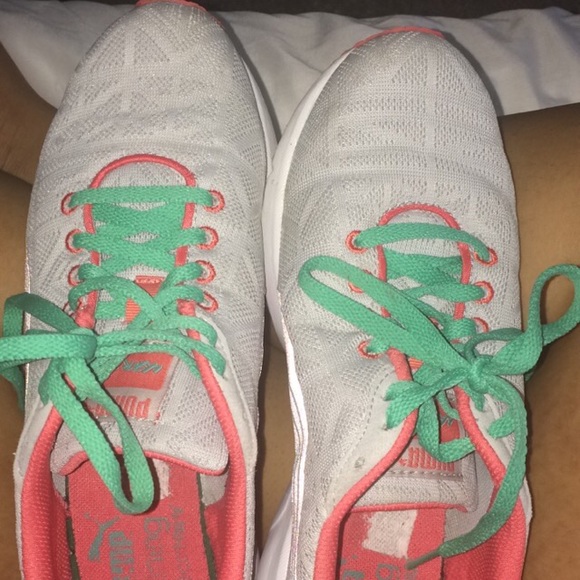 Puma Running Shoes 7.5👟