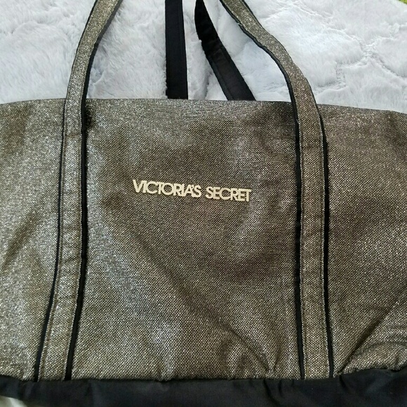 Victoria secret glitrer duffle bag