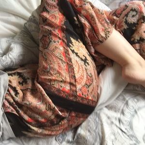 Silky semetrical wide leg flowy pants size large