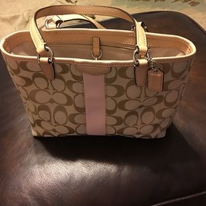 Authentic Signature COACH Sm Tote. Pk, cream & tan
