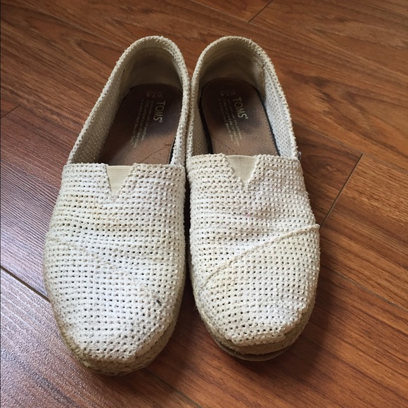 TOMS shoes