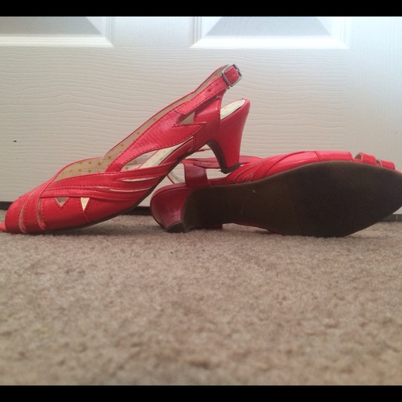 Mod Cloth sandal kitten heels - Picture 3 of 4