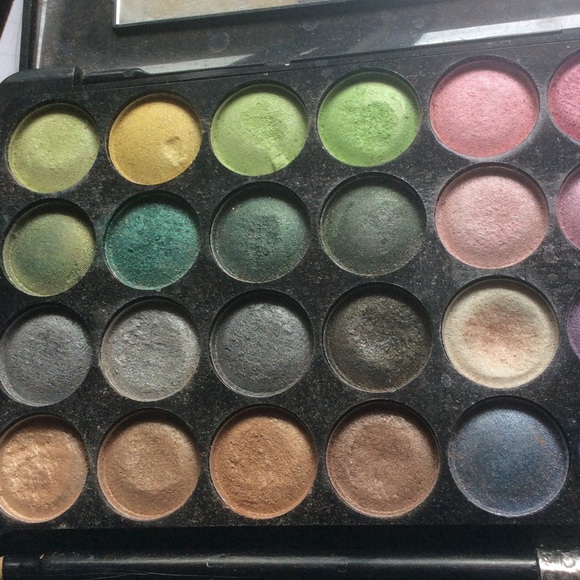 Mac look in a box miss violet makeup PALLETE - Picture 3 of 4